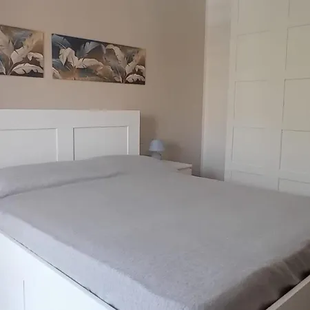 Ampio In Paese - Apartamento