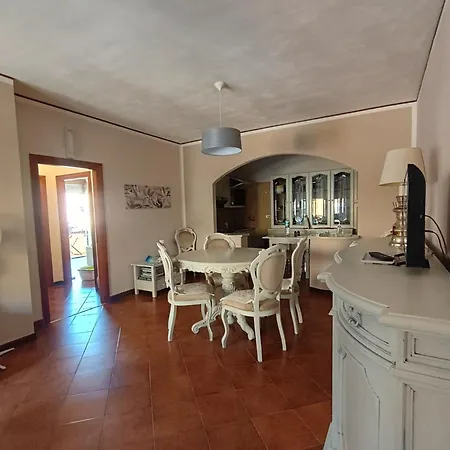 Ampio In Paese - * Santa Teresa Gallura